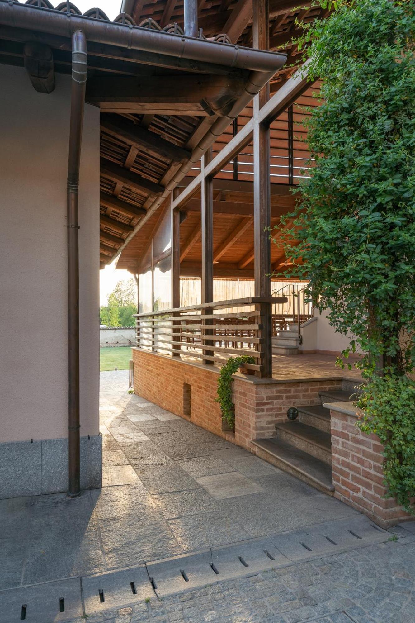 Il Giardino Di Ghilot Bed & Breakfast Cherasco Exterior photo